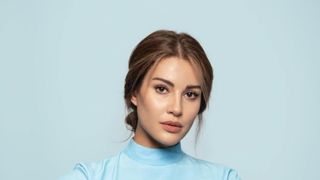 Povestea neștiută din familia lui Ece İrtem. Actrița NU A FOST DE ACORD cu dorința părinților săi. CE LE-A REFUZAT și CUM S-A AJUNS în această situație