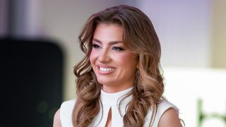 Codruța Filip, APARȚIE SURPRINZĂTOARE lângă un bărbat celebru! Valentin Sanfira NU s-ar fi așteptat la așa ceva: "Mă bucur că radiezi de fericire. Dumnezeu are cu siguranță..."