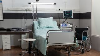 Situație dramatică în Marea Britanie! Trei tinere internate într-un centru de sănătate mintală s-au sinucis pe parcursul a 8 luni. Dezvăluirile cutremurătoare ale apropiaților: „Ideea era să te reducă la tăcere”