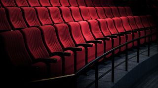 VIDEO Celebrul actor reținut pentru agresiune! SCENELE SURPRINSE stârnesc indignare printre fani şi internauţi, iar mulţi se întreabă: "Cum a fost posibil?" NU POT SĂ CREADĂ ce au văzut