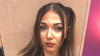 Ieri era zâmbitoare, nimic nu părea să o deranjeze. Azi, însă, a izbucnit în lacrimi: "De ce îți vine să plângi?". CE S-A ÎNTÂMPLAT cu concurenta din Casa Iubirii: "Îmi este...". Băieții au fost șocați când au auzit ce a spus