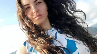 Fiul cel mare al Mădălinei Apostol dezvăluie CE SE ÎNTÂMPLĂ cu sora mai mică după moartea mamei sale. UNDE SE AFLĂ ACUM și cum se simte micuța: "Gândiți-vă voi cum e să aflați o astfel de veste la 10 ani. Noi o să..."