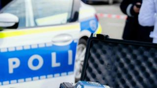 O plimbare prin parc s-a transformat într-o DESCOPERIRE CUTREMURĂTOARE. Un bărbat a fost GĂSIT MORT, iar cei care au trecut prin zonă AU RĂMAS ÎNCREMENIȚI când au văzut ce se afla în fața lor