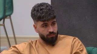 Un fost concurent din Casa Iubirii îl acuză dur pe Moldo și îi dă TERMEN LIMITĂ: "Cum vine treaba asta? Te asigur că o să te...". Un alt concurent este martor la cele întâmplate. Cum s-a ajuns aici și DE CE a recurs la acest gest, știind că o să fie prins