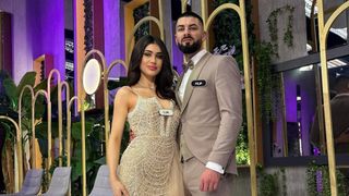 Filip și Lia au făcut ANUNȚUL despre copil pe live. Susținătorii care le-au urmărit parcursul în emisiunea "Casa Iubirii" sunt plăcut surprinși și emoționați de această DEZVĂLUIRE: "Felicitări! Să fiți fericiți și binecuvântați!". Au fost încântați să afl