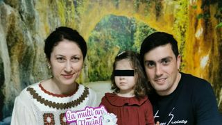 Cătălina și Dan sunt cei doi soți care au murit &icirc;n cumplitul accident din Brăila! Fetița lor, de doar 6 anișori, va crește fără părinți
