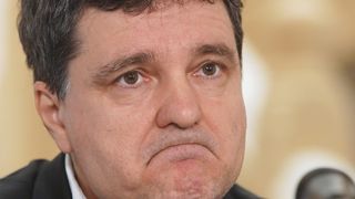 Amenzi de p&acirc;nă la 50.000 de lei pentru rom&acirc;nii care &icirc;și &icirc;nchid balconul fără acte. &Icirc;n ce condiții se poate dubla impozitul pe apartament