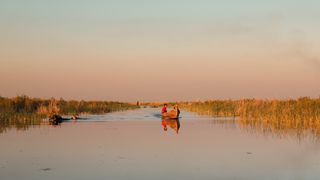 ULTIMĂ ORĂ! Ambarcațiune scufundată în larg din cauza vremii! 54 de morți și zeci de dispăruți! PRIMELE DETALII