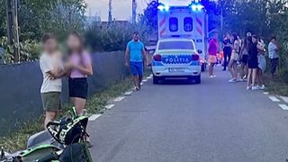 Un adolescent de 15 ani, din Suceava, i-a luat viața unui copil după ce l-a lovit cu motocicleta. Tatăl t&acirc;nărului a fost arestat