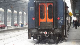 Un bărbat de 55 de ani a ajuns de urgență la spital după ce a fost implicat &icirc;ntr-un incident feroviar.&nbsp;&Icirc;n ce stare se află acesta