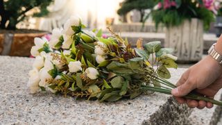 Ajutorul de &icirc;nmorm&acirc;ntare a crescut la 9.192 de lei, din 30 martie. &Icirc;n ce condiții se primesc banii