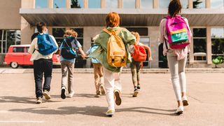 C&acirc;nd este următoarea vacanță pentru elevi. Calendarul complet al vacanțelor din anul școlar 2026-2027