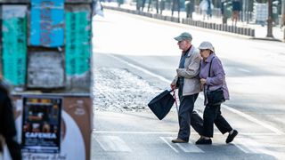Cum &icirc;ți poți recupera pensia dacă nu ești acasă c&acirc;nd vine poștașul. Procedura pe care trebuie să o știe pensionarii