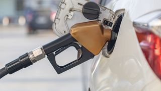 Preț carburanți vineri, 13 martie 2026. Unde se găsește cel mai mic preț la benzină și motorină azi