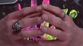 Tocmai S-A AFLAT! Cine este, de fapt, noul concurent din „Casa iubirii”... Vezi mai mult