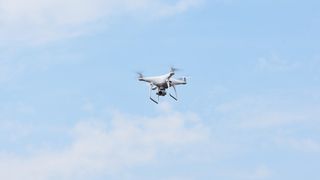 Alertă la granița României! O dronă rusească a pătruns în spațiul aerian românesc, la nord de Sulina