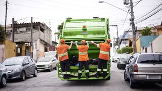 Orașul din Rom&acirc;nia unde taxa pe gunoi poate ajunge și la 1.000 de lei de familie