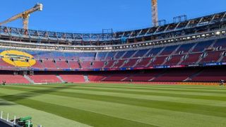 Un bărbat de 54 de ani și-a pierdut viața &icirc;n timp ce lucra pe șantierul stadionului Camp Nou, din Barcelona