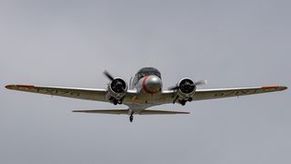 BREAKING NEWS Un avion s-a prăbușit pe un aeroport din SUA! Nu există supraviețuitori