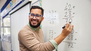 Profesorii amenință cu boicotarea examenelor naționale. Aceștia cer schimbarea legii salarizării și salarii mai mari