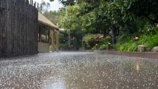 Prognoza meteo ANM pentru s&acirc;mbătă, 5 septembrie: Meteorologii anunță vijelii și grindină
