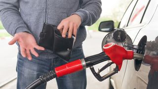 Preț carburanți miercuri, 18 martie 2026: Motorina atinge un nou record azi