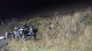 Un t&acirc;năr de 32 de ani și-a pierdut viața &icirc;ntr-un grav eveniment rutier, la Rădăuți. Autoturismul a fost găsit răsturnat &icirc;n afara șoselei