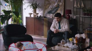 Rezumat episodul 90 &bdquo;O dragoste&rdquo;, difuzat vineri, 10 iulie 2026, la Kanal D:&nbsp;&Icirc;n timpul logodnei cu Ilhami, Nursema &icirc;i pronunță numele lui Firaz, lucru care &icirc;i șochează pe toți