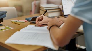 Evaluarea Națională pentru clasa a IV-a continuă azi cu proba la Matematică și Științe ale naturii