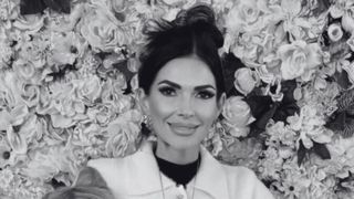 Doamne, câtă durere! Ea este mama care a fost găsită moartă alături de gemenii săi! Toți 3 au fost împușcați în propria locuință! Femeia se afla în plin proces de divorț cu fostul soț