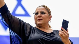 BREAKING NEWS | Diana Șoșoacă, pe patul de spital &icirc;n urma unui incident rutier! &Icirc;n ce stare se află, &icirc;n aceste momente