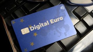 UE pregătește două tipuri de bani digitali! Cum vor funcționa Euro online și offline!