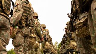 Se taie sau nu pensiile și salariile militarilor? Explicațiile ministrului Radu Miruță!