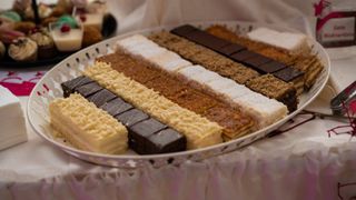 Sărbători mai scumpe ca niciodată! C&acirc;t a ajuns să coste un kilogram de prăjituri de casă!