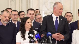 Se pregătesc tăieri masive &icirc;n aparatul public! Șase instituții ar putea fi desființate!