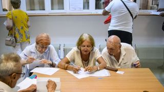 Vești importante pentru viitorii pensionari! V&acirc;rsta de pensionare actualizată și tabel complet p&acirc;nă &icirc;n 2030!