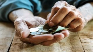 Indemnizația care se majorează de la 1 martie 2026! Cine sunt rom&acirc;nii care o să primească mai mulți bani!