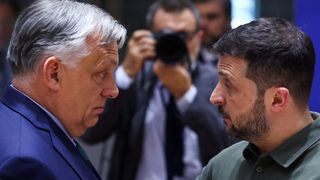 JD Vance &icirc;l atacă dur pe Volodimir Zelenski la Budapesta! &bdquo;Este complet scandalos&rdquo;