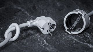 Atenție la prelungitoare! Aceste electrocasnice nu trebuie conectate niciodată la ele! Sunt un adevărat pericol!