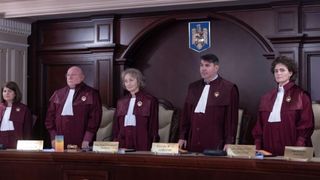 Decizie șoc la Curtea Constituțională a Rom&acirc;niei! Se taie pensiile speciale ale magistraților!