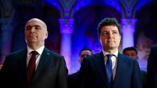 Noua lege a salarizării sistemului bugetar! C&acirc;t vor &icirc;ncasa președintele, premierul, miniștrii, parlamentarii și primarii