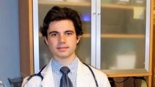 Un t&acirc;năr a murit la Terapie Intensivă &icirc;n timp ce era supravegheat de un medic care lucra de acasă