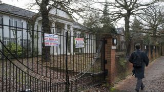 Iranienii bogați și-au cumpărat case pe &bdquo;strada miliardarilor&rdquo; din Londra și le-au abandonat: &bdquo;Regatul Unit a &icirc;nchis ochii&rdquo;