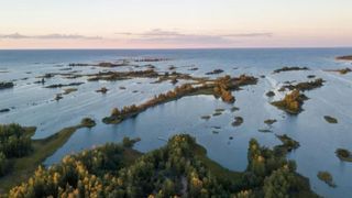 Finlanda încă se mărește după ultima eră glaciară. Sute de hectare apar anual, iar proprietarii se trezesc într-o situație ciudată