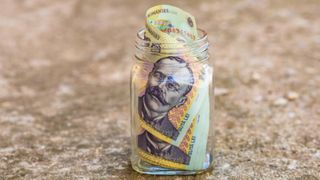 Ce pensie are un român cu 35-40 de ani vechime și salariul minim