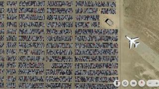 Cum au ajuns să fie abandonate în mijlocul deșertului mii de mașini Audi, Volkswagen și Porsche