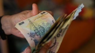 Scandalul pensiilor recalculate greșit. Cei 500.000 de oameni care au primit bani &icirc;n plus ar putea fi executați silit