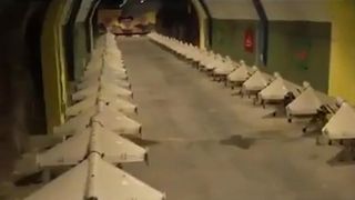 &bdquo;Așteptați din nou sunetul clopotului morții&rdquo;. Iranul amenință și arată la televiziunea de stat imagini cu stocurile de arme