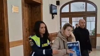 Femeia din Sibiu acuzată că și-a ucis mama pentru averea de peste 1 milion de euro a fost găsită moartă &icirc;n arest
