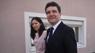 Cum s-au cunoscut Mirabela Grădinaru şi Nicuşor Dan, &icirc;n Club A: "Era aglomerat, dar el era relaxat şi avea o privire foarte caldă"